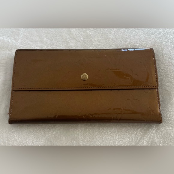 PROJECT Wallet! Auth Louis Vuitton Vernis Wallet, Caramel Color - Picture 2 of 13